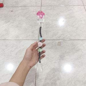 Strap Masker Mote Hitam Bunga