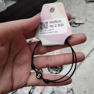Gelang Inisial Cube/ S