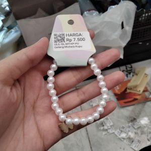Gelang Mutiara Kupu
