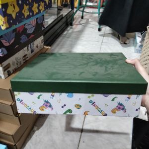 Kotak Kado Motif 