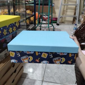 Kotak Kado Motif 