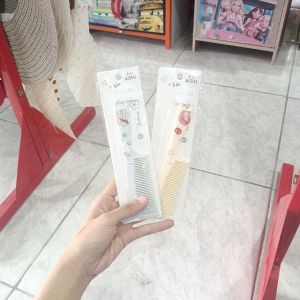 Aishu Biu Sisir Karakter Kecil