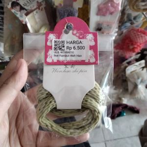 Ikat Rambut Weh Hao