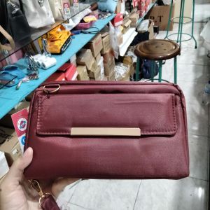 Tas Fashion Resleting/ Maroon