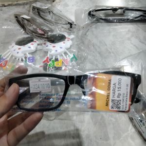 Kacamata Baca/ +1