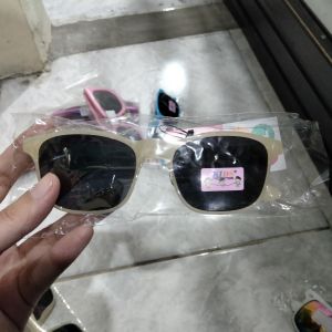 Kacamata Anak/ Cream