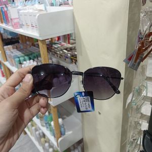 Kacamata Dewasa Gurci/Hitam
