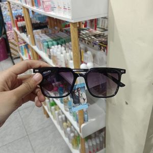 Kacamata Dewasa Rollies/Kotak Semi Oval Hitam