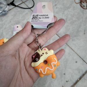 Gantungan Kunci 