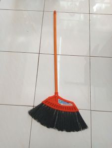 SAPU SENAR HITAM