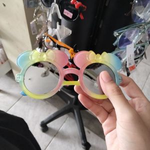 Kacamata Mickey Mouse 