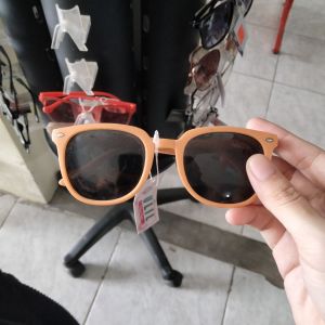 Kacamata Anak Oren