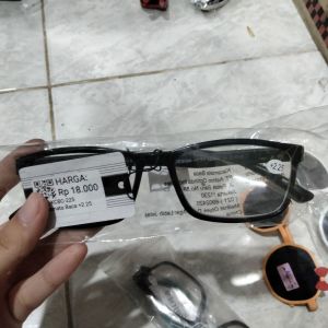 Kacamata Baca +2.25
