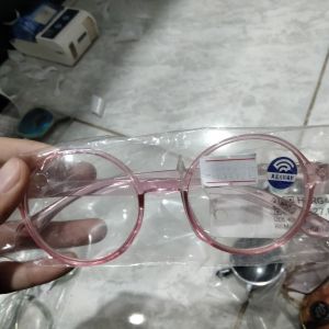Kacamata Wanita Transparan Pink 