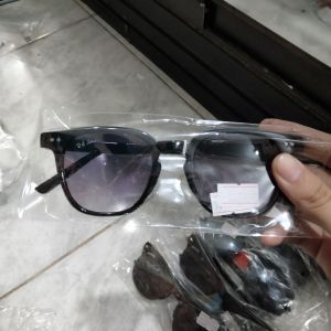 Kacamata Fashion Hitam