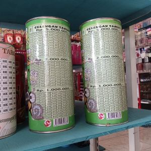 Celengan Target Besar Karakter