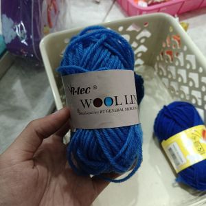 Benang Woll Biru
