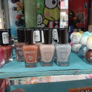 Brasov Nail Polish/Nude color