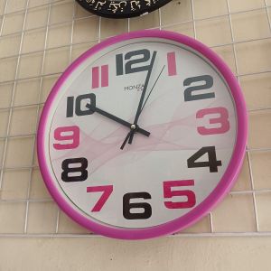 Jam Dinding Monza Quartz Pink