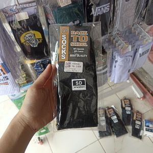 LA Back To Scholl Kaos Kaki Hitam SD