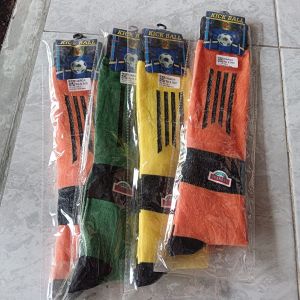Kaos Kaki Bola Kick