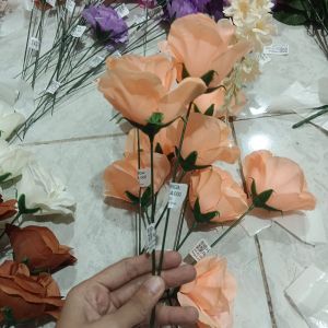 Bunga Kuntum Rose Oren