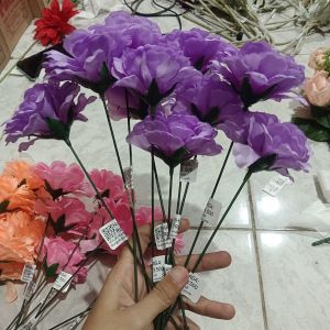 Bunga Kuntum Anyelir Ungu