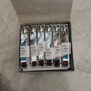 Gunting Kuku 777