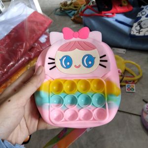 Tas pop it karakter 