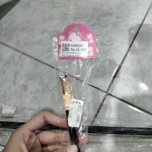 Ikat pinggang kulit 
