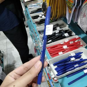 Standard - Bolpoint AE7 - Biru