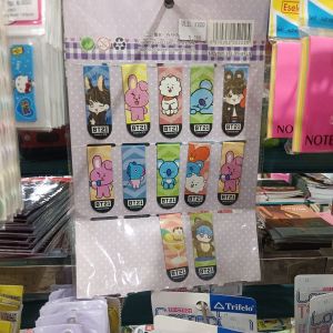 Pembatas Kertas Magnet