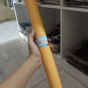 Kertas Manila Oren