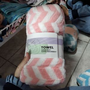 BMW Home Series Zig Zag/ Pink/ 70 x 140