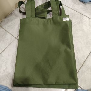 Totebag Polos Resleting Hijau