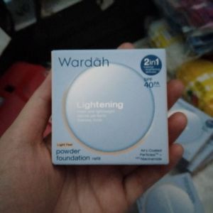 Wardah Lightening Powder Foundation Refill No.06 Warm Beige