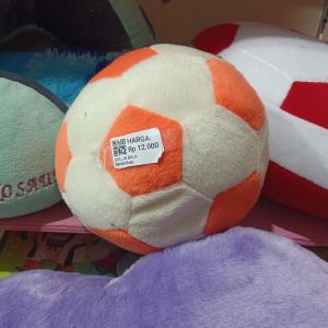 Bantal Bola