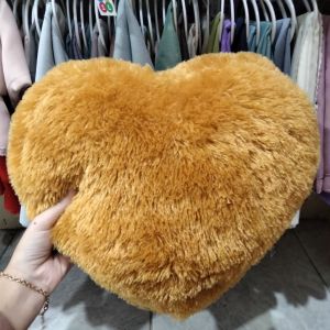 Bantal Love Coklat 