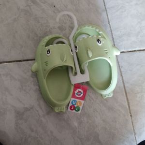 Sandal Anak Slop/Cewek/Hiu/24-25
