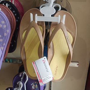 Sandal Dewasa Japit/Cewek/Luofu/37