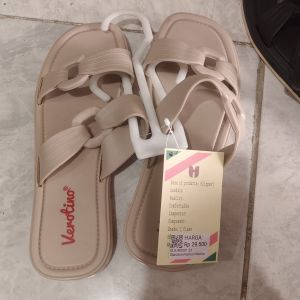Sandal Dewasa Slop/Glanzton Verotino/Cream