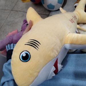 Boneka Baby Shark Kuning M