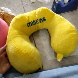 Boneka Bantal Leher Minions 