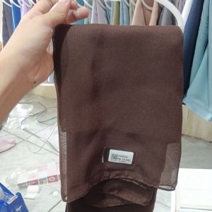 Bella Square/Coklat Pramuka