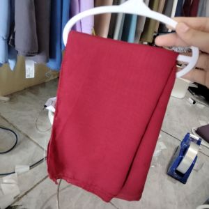 Bella Square/ Merah Tua