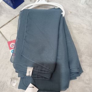 Bella Square/Dark Grey