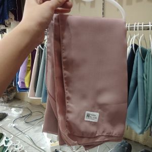 Bella Square/Mauve