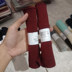 Ciput Rajut/Maroon