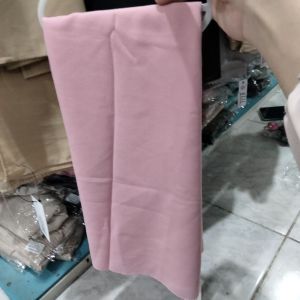 Dian Pasmina Cerutty/ Pink