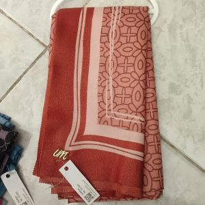 Umama Scarft Luxury Motif